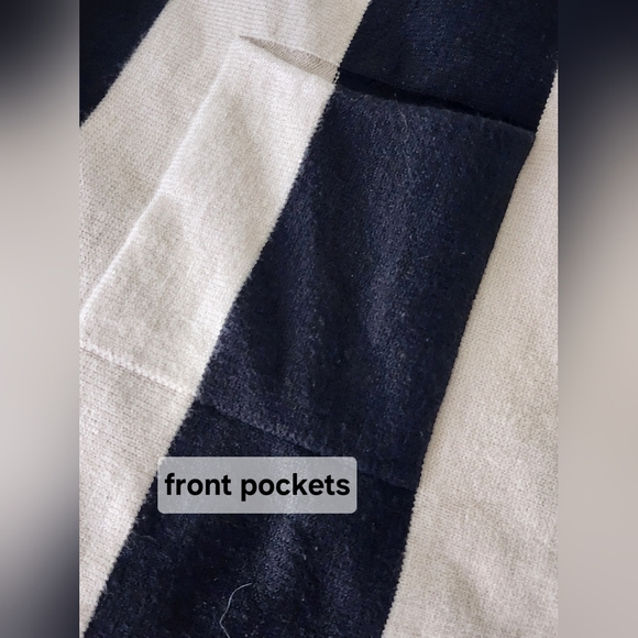 *NWT* MIRACLE | Evis | Black and Ivory Striped Women's Sweater | Medium - Picture 4 of 7